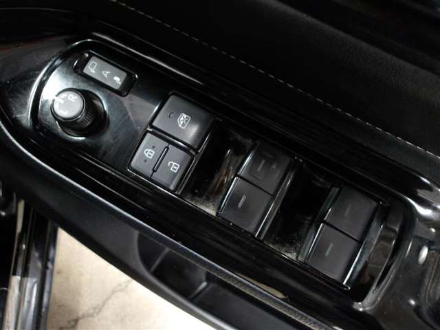 Toyota Esquire 12