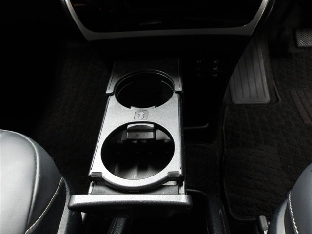 Toyota Esquire 8