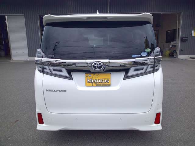 Toyota Vellfire 7