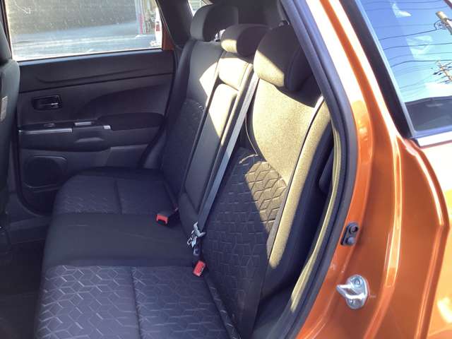 Mitsubishi RVR 7