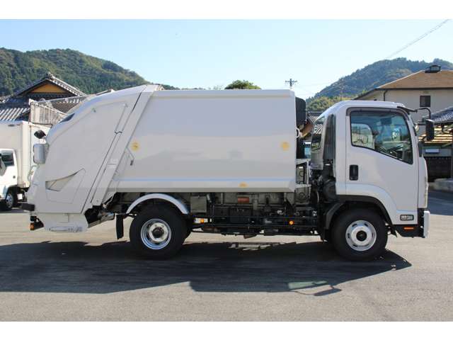 Isuzu Forward 5