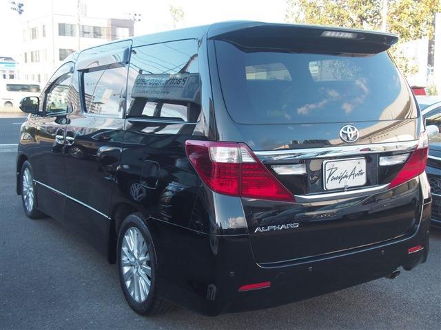 Toyota Alphard 9