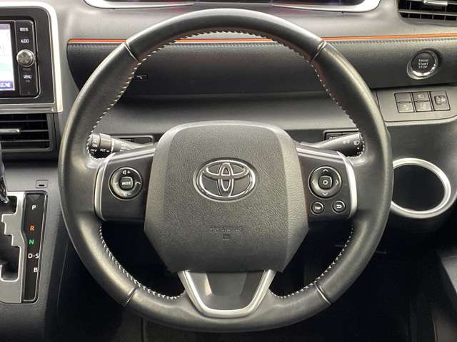 Toyota Sienta 10