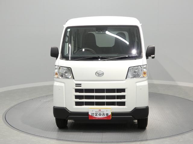 Daihatsu Hijet Cargo 2