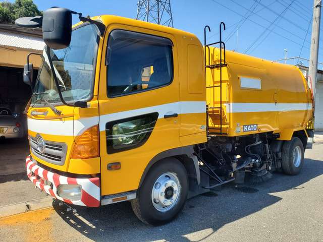 Hino Ranger 9