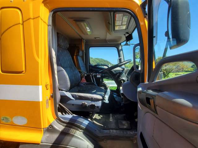 Hino Ranger 10