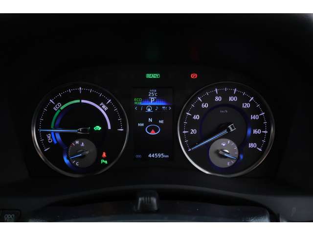 Toyota Alphard 11