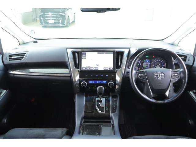 Toyota Alphard 7