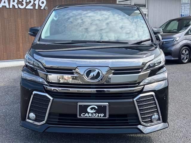 Toyota Vellfire 7
