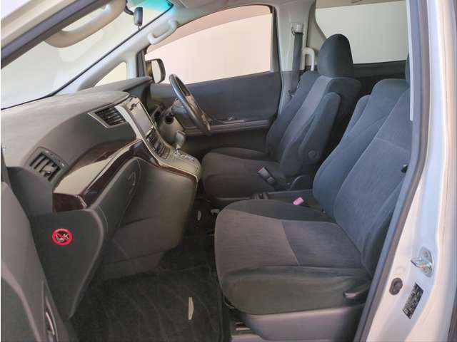 Toyota Alphard 9