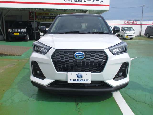 Daihatsu Rocky 3
