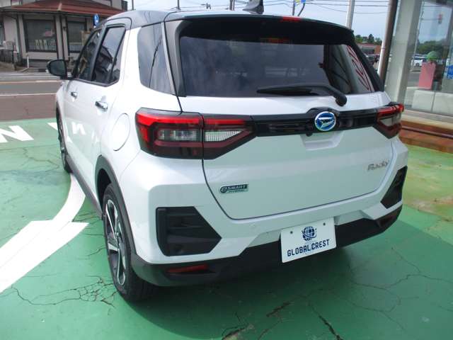 Daihatsu Rocky 8