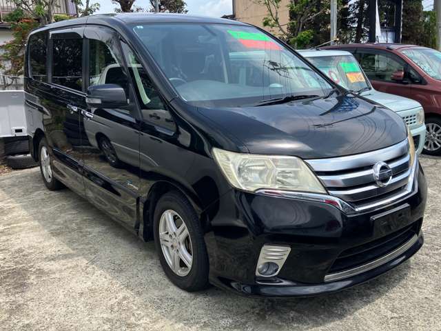 Nissan Serena 3