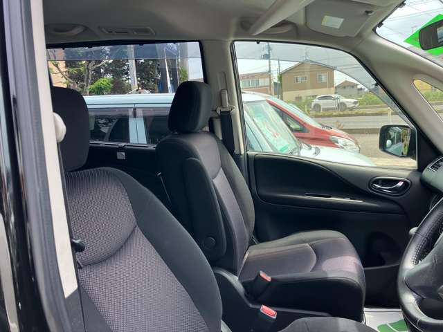 Nissan Serena 6