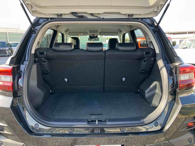 Daihatsu Rocky 12