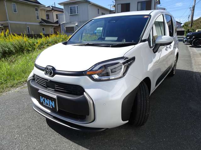 Toyota Sienta 7