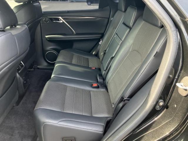 Lexus RX 9