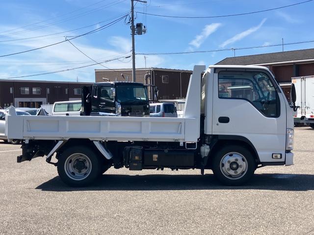 Isuzu Elf 9