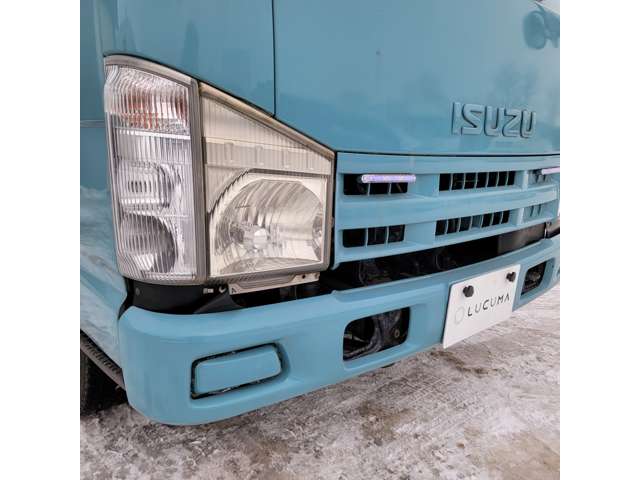 Isuzu Elf 10