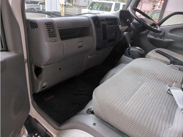 Toyota Toyoace 8