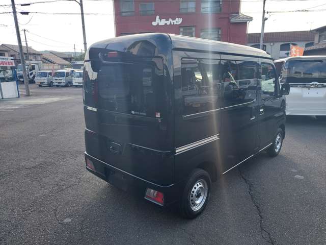 Toyota Pixis Van 7