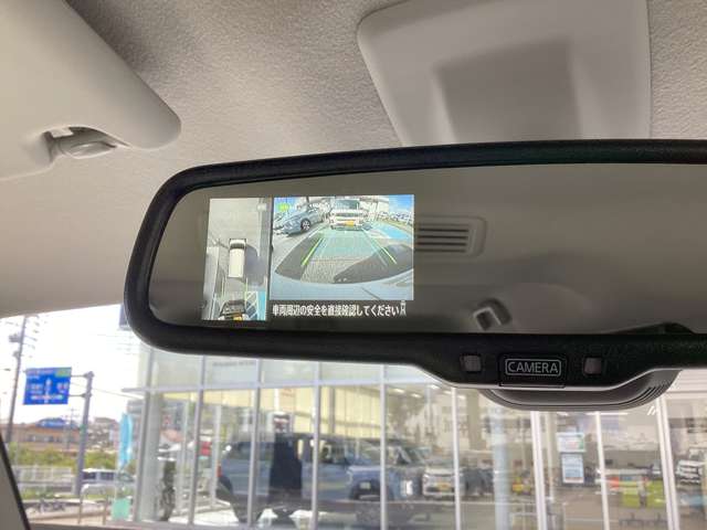 Mitsubishi Delica Mini 8