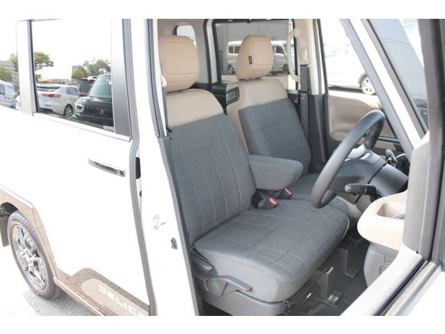 Mitsubishi Delica Mini 12