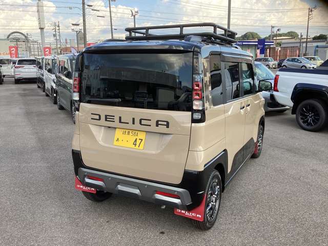 Mitsubishi Delica Mini 2