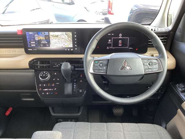 Mitsubishi Delica Mini 5