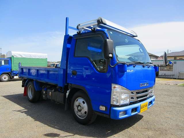 Isuzu Elf 2
