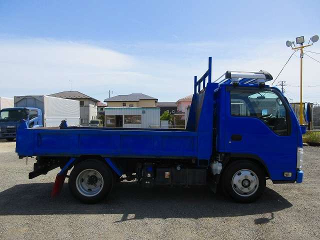 Isuzu Elf 10