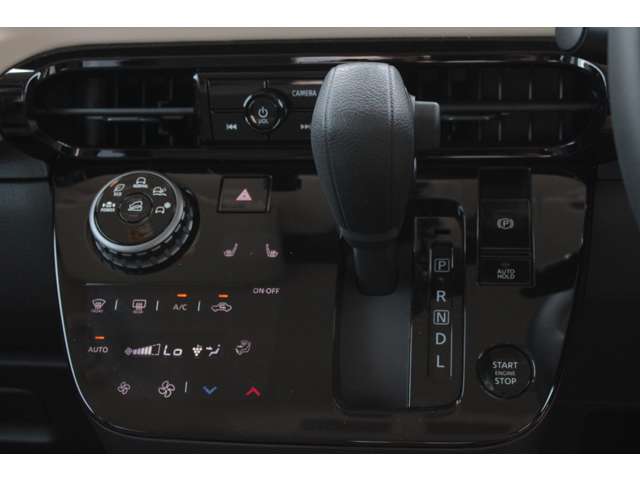 Mitsubishi Delica Mini 7