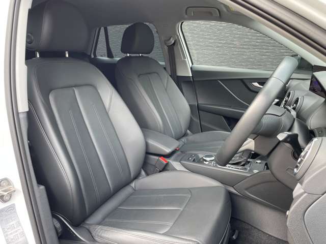 Audi Q2 12