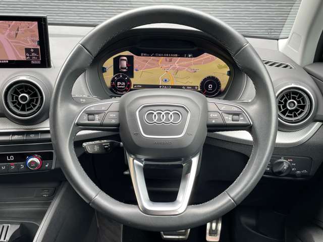 Audi Q2 10