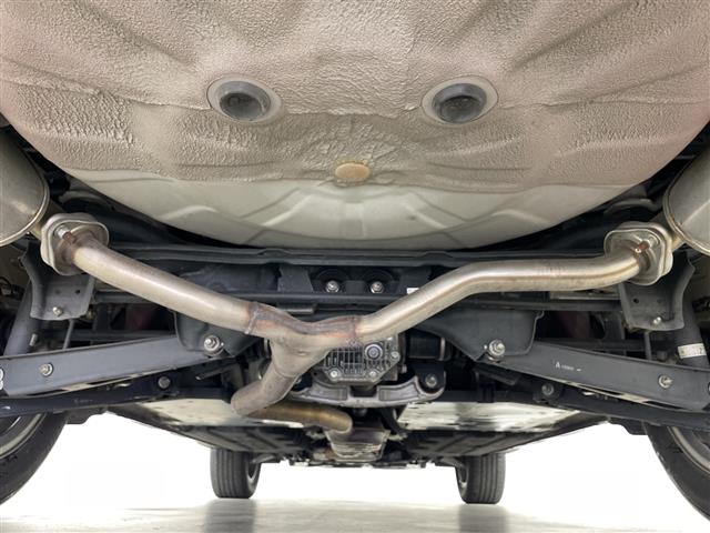 Subaru Legacy Outback 8