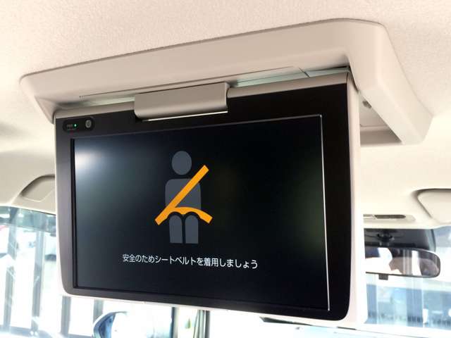 Toyota Sienta 3