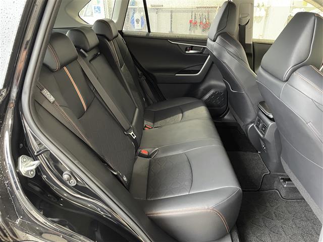 Toyota RAV4 12
