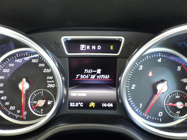Mercedes-Benz G-Class 10