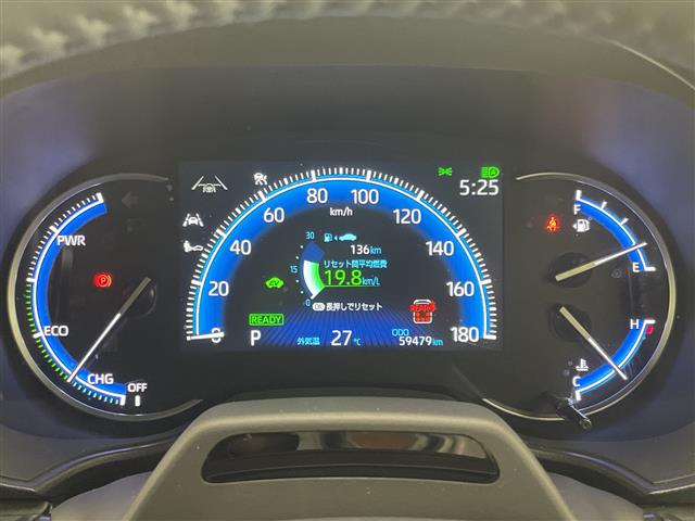 Toyota Voxy 12