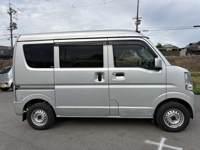 Nissan NV100 Clipper 12