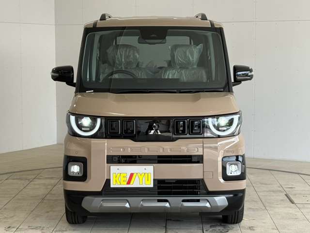 Mitsubishi Delica Mini 12