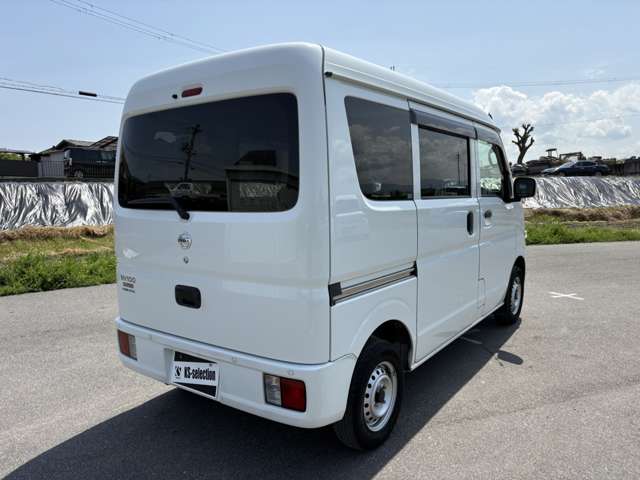 Nissan NV100 Clipper 11
