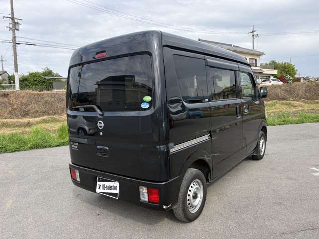 Nissan NV100 Clipper 12