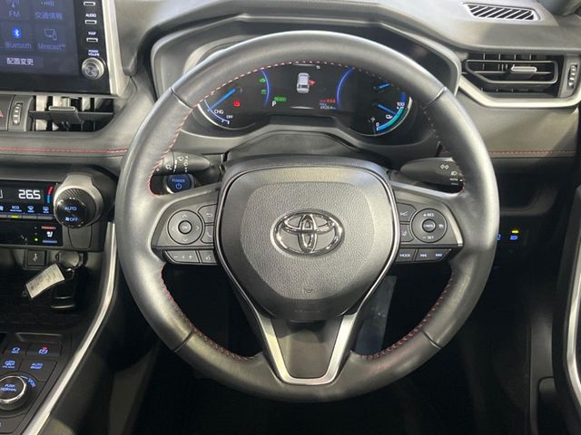 Toyota RAV4 PHV 9