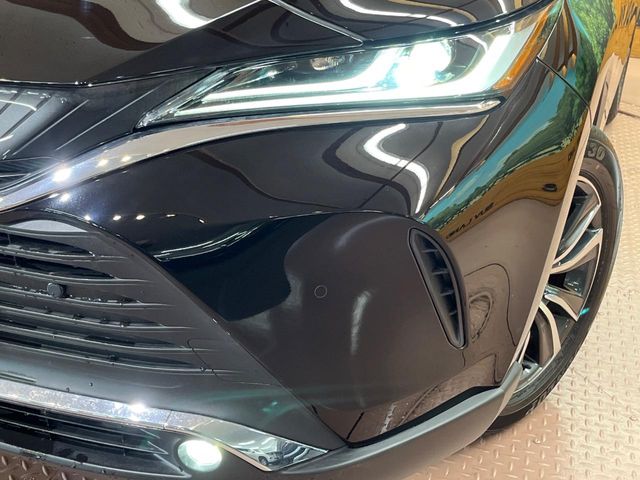 Toyota Harrier 12