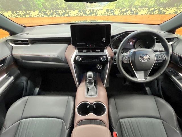 Toyota Harrier 2