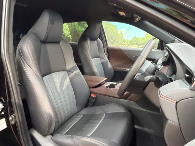 Toyota Harrier 8