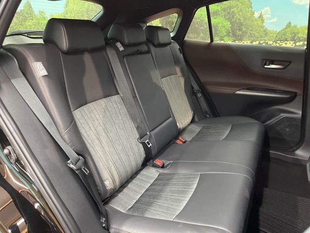 Toyota Harrier 9