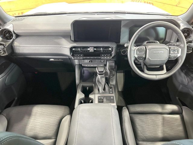 Toyota Land Cruiser 250 2