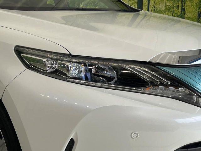 Toyota Harrier 12